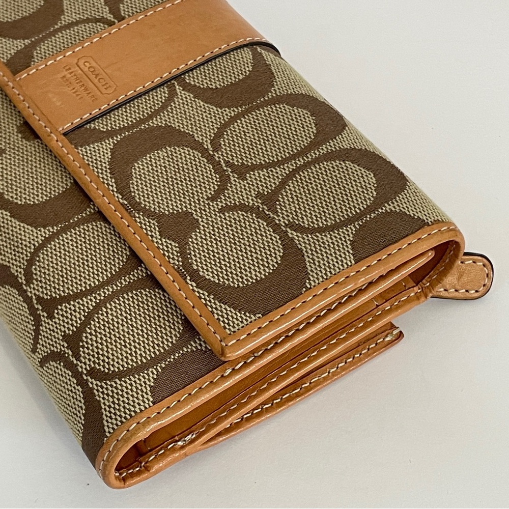 Coach Vintage Hamptons Signature Long Wallet Khaki Tan - Picture 8 of 10